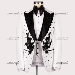 Italian Designer Suits Men Black Pearls Appliqued Prom Blazers Formal Party Male Fashion Groom Wedding Tuxedos Customized 3 PCS