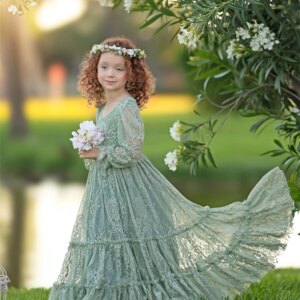 Pageant Gown for Wedding Lace Appliques Floor Length Birthday Party First Communion Gowns Customized Green Flower Girl Dresses