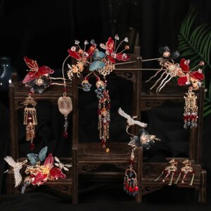 Bridal Headdress Xiuhe Clothing Age-Reducing Hair Accessories Red Glass Hairpin and Gown Exquisite Morning Gowns Accessories