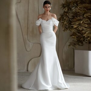 Modern Wedding Party Dresses Satin Mermaid/Trumpet Mother Of The Bride Dress White Off-the-shoulder Applique Pleat Wedding Dress