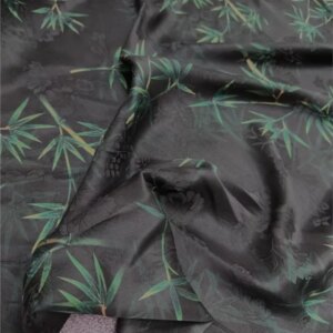 28momme thick perforated flower rose fragrance gauze Red silk fabric haute couture cheongsam