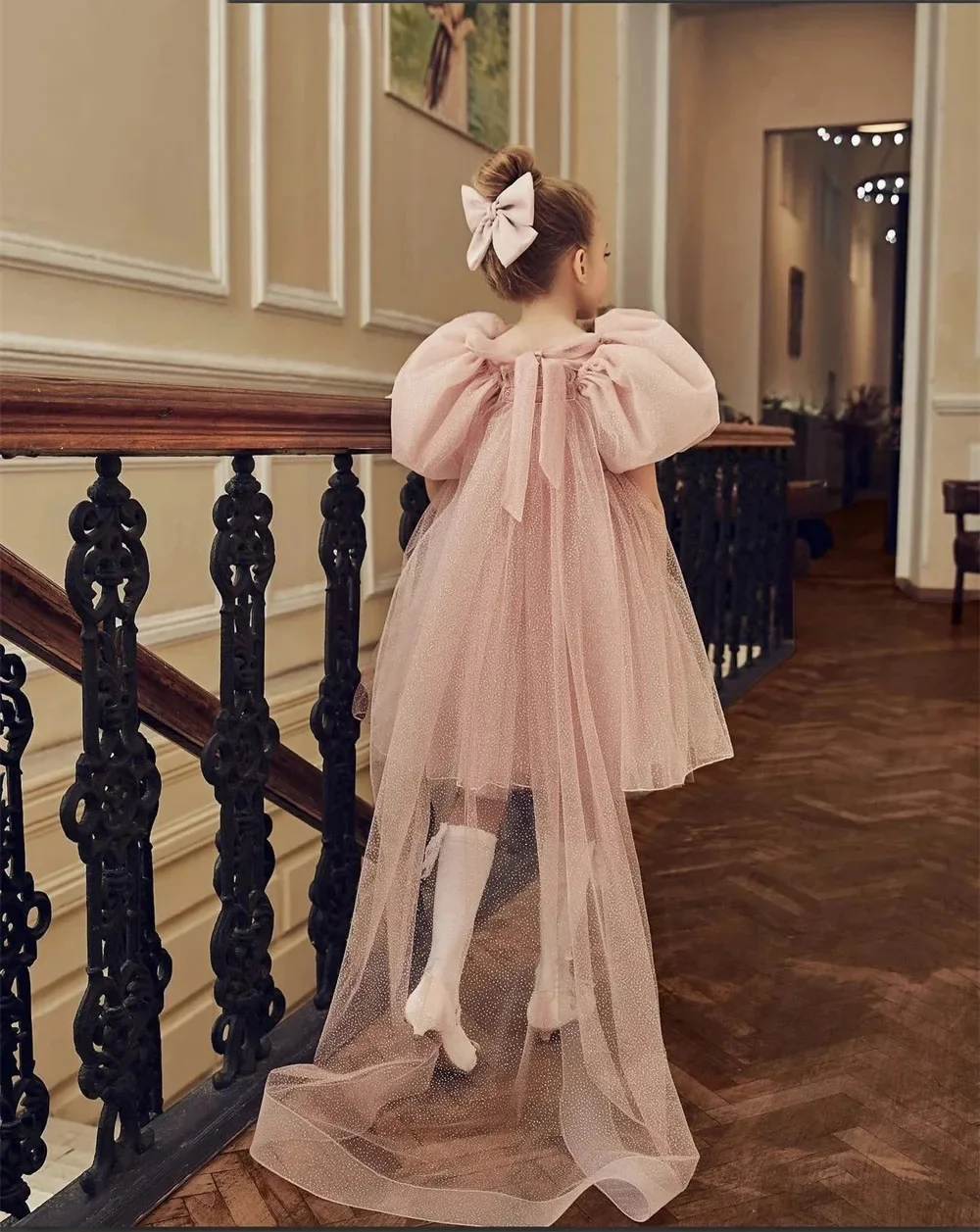 Customized Dusty Pink Flower Girl Dresses For Wedding Tulle Short Sleeves Shawl Elegant Little Girl Birthday Party Banquet Gown