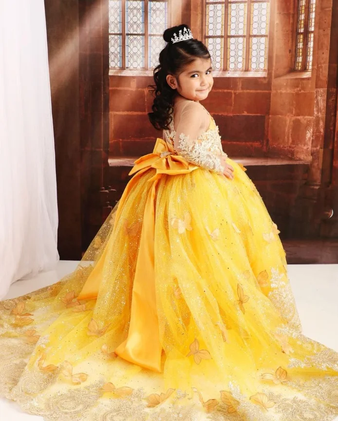 Customized Sweetheart Yellow Mini Quinceanera Dresses Mexican Prom Dresses Tulle Appliques Butterfly Wedding Celebration Dresses