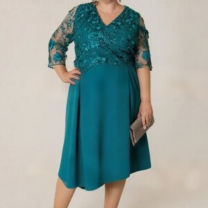 Classic Plus Size Mother of the Bride Dress V-Neck A-Line Wedding Guest Dresses Lace Pleated Tea-Length