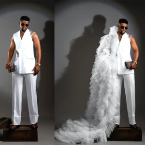 Modern Crystal Men Suits 2 Pieces Plus Size Beaded Vest & Pants Summer Groom Suits Customized Evenings Party Celebrity Suits