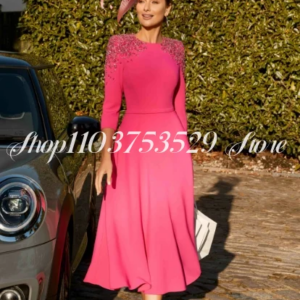 Elegant Mother of the Bride Gown 2025 Rose Chiffon Beaded Applique Round Neck Customised Wedding Dress فساتين سهرات
