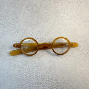 Man Women’s Glasses Frames Vintage Small Round Retro Handmade Light Coffee Horn Prescription Eyeglass Frames Lenses Eyeglasses