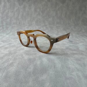 Eyeglass Frames Unique Rivets Vintage Myopia Handmade Light Coffee Horn Prescription Man Glasses Frames Optical Lenses Eyewear