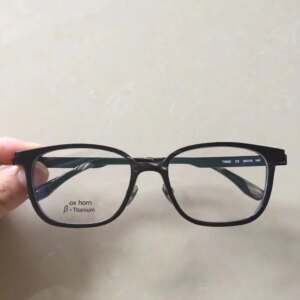 Top Quality Buffalo Horn-rimmed BetaTitanium Glasses Men Vintage Myopia Eyeglasses Frame Unique Handmade Rectangle Eyewear Oculo