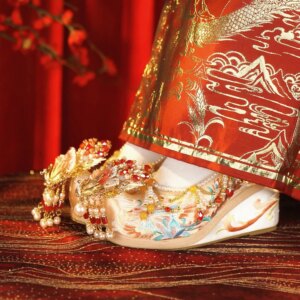 High Quality Handmade Heavy Industry Ancient Style Chinese Wedding Embroidered Shoes Champagne Xiuhe Heel for Han Clothing