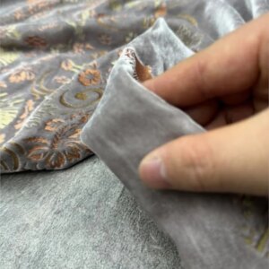 New silk velvet heavy-duty gold-embossed fabric for Chinese-style top dress and set clothing