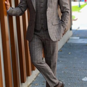 Business Office Wedding Men Suits Peaked Lapel Streak Groom Wear Formal Suit 3 Pieces Blazer+Pant+Vest Custom Made