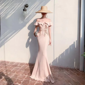 customized sexy Plus Size Vintage Mother of the Bride Dresses Mermaid backless Applique Beads Tulle Corset Custom Mother Dress