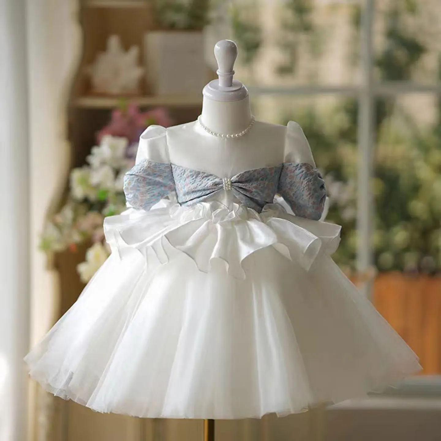 Dreamy Vow Elegant O-Neck Off-Shoulder designed Tulle Flower Girl Dress Pearls Wedding Birthday Holiday Party Ball Gown J800