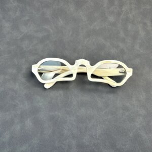 Eyeglass Frames Unique Vintage Irregularity Retro Handmade White Horn Readng Men’s Glasses Frames Optical Lenses Eyeglasses