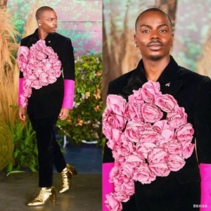 Fashion Groom Tuxedos Hand Made Flowers Shawl Lapel Men Pants Suits Groomsmen Slim Fit Wedding Coat 2 Pieces Customized