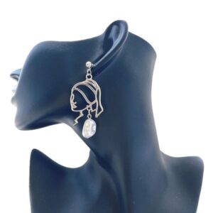 1-348 Elegant Two-Layered Leather Jacket – Stylish Fashion Accessory