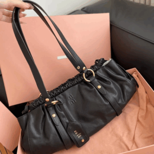 Designer Bags Tote bags Luxury Bags Handbags High Quality Chain Bags Shoulder Bags Fashion Crossbody Bags Designer Women fashion classic bag Black phone m000