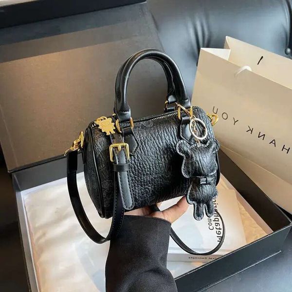 Designer Bag Free Shipping New Single Shoulder Bag For Women Leisure Flap Womens Bear Luxury Bag Printed Handbag Crossbody Messenger