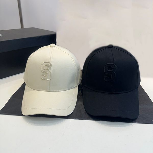 Designer Cap Women Fashoin Men Embroidered Luxe Fitted Hats Baseball Caps Female Summer Casual Hundred Take Protection Sun Hat Retro Classic