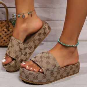 Free Shipping 2025 new slides designer Slippers for womans sandals flat fashion summer Platform flower embroidery slipper outdoor Indoor shoes women