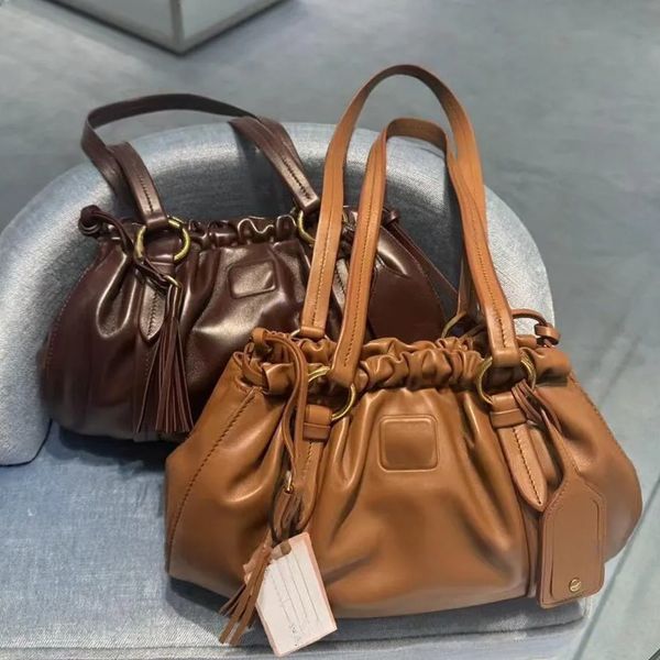 Designer bags Wandering bags Luxury bags Tote bags Crossbody bags Women's bags Handle fashion handbags Leather messenger bags High quality underarm bags