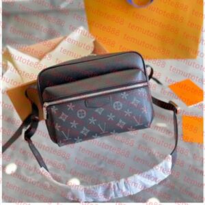 fashion trio outdoor Designer Fastline Messenger Men's Shoulder bag Luxury Brand Leather Purse Man Handbag Fashion Classic crossbody black w