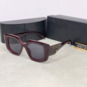 Designer Sunglass Simple Fashion Sunglasses Women Men Sun glass Cool Goggle Adumbral 5 Color Option Eyeglasses