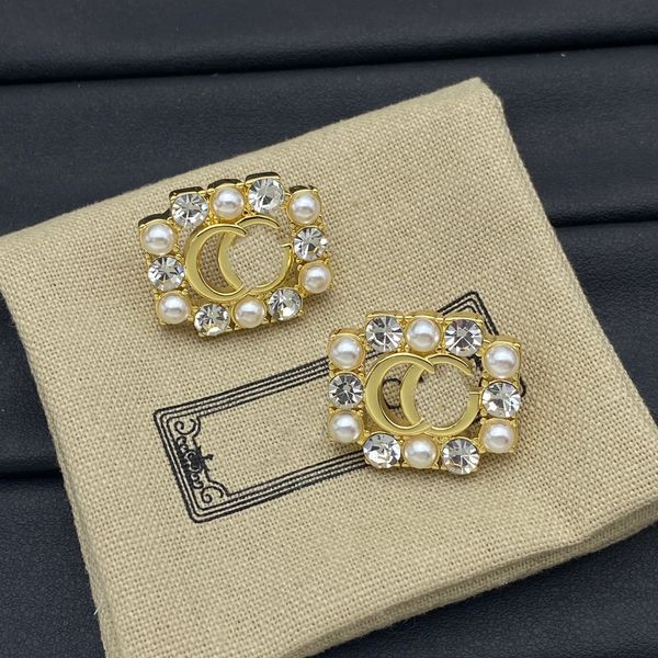 Luxury Brand Designer Earrings Studs Letters Crystal 18K Gold Plated Women Ear Stud Designer Wedding Pearl Earring Jewelry Party Gift with Box