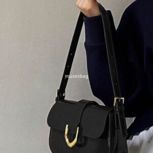 Small Design European and American Retro New Bag Luxury Underarm Versatile One Shoulder Crossbody Bag French Small Korean Small Body Bag