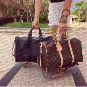2025 High Quality duffle Designers Duffel Travelling Bag Tote Women large capacity lage bag baggage waterproof handbag Casual Travel Bags