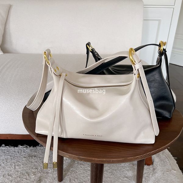 High quality Korean tote bag new commuter texture bag female niche design soft shoulder crossbody bag