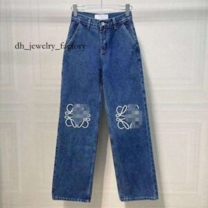Designer womens jeans Trouser Legs Open Fork Tight Capris Denim Trousers Add Fleece Thicken Warm Slimming Jean Pants Brand Women Clothing Embroidery Printing e68