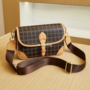 New style messenger bag fashionable crossbody bag waist bag ins trendy casual single shoulder chest bag wide shoulder strap bag women's bag