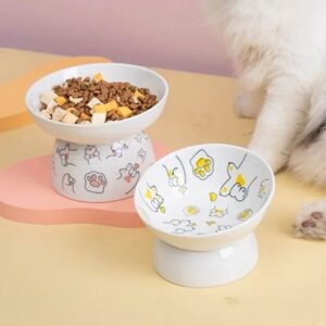 395385 High-quality paper cat bowls are made of food-grade paper, which is non-toxic and harmless to cats' health