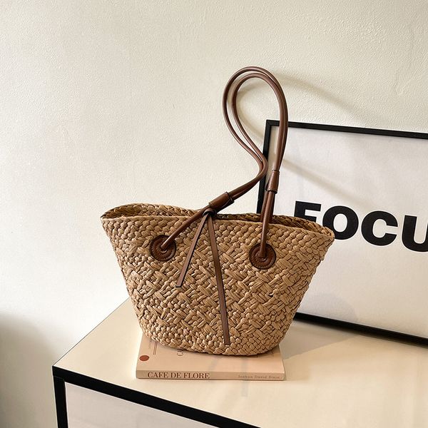 Luxury Designer Bags Lafte Grass Hand WovenLarge Capacity Shopping Bag Fashion Tote Bag Handbags Classic Summer Leather Handbags Beach Bags Women Shoulder Bag1