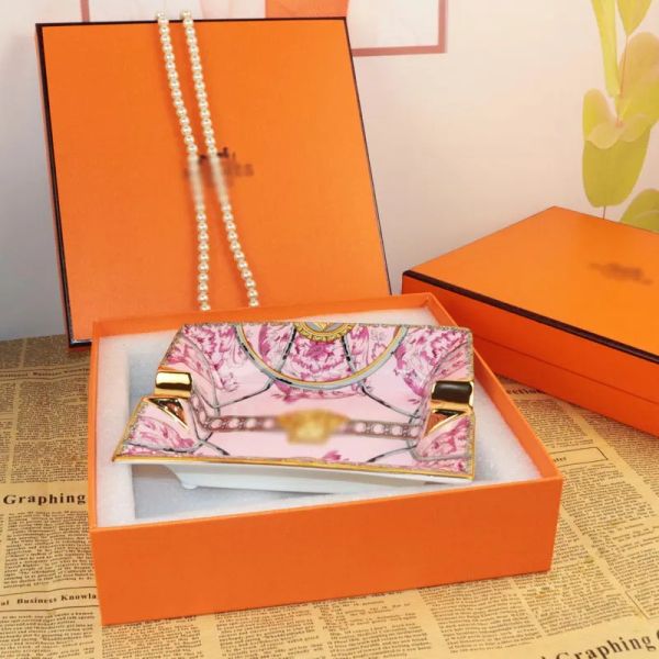 Bone china platinum ashtray premium feeling European home living room office retro cigar cylinder high-grade gift box