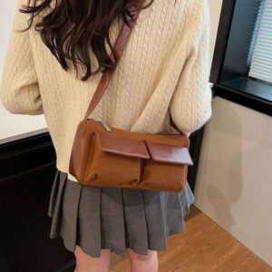 small crowd foreign style armpit French stick color contrast facial mask what suede shoulder messenger motorcycle bag