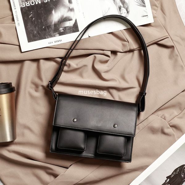 New high-end small square bag trendy brand retro fashion men's crossbody bag postman bag shoulder bag wholesale