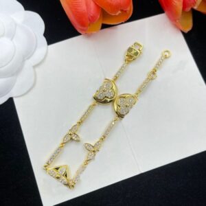 Classic Designer Charm Diamond Bracelets Brand Letter Chain Bracelet Birthday Bangle Party 18k Gold Plated Jewelry Gift with Box