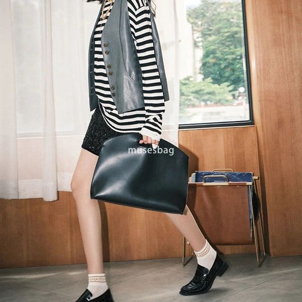 High quality Instagram style niche design, high-end notebook laptop bag temperament thin style hand-held office commuting briefcase women's bag