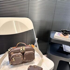 2024 New utility crossbody genuine leather designer Digital camera for women and mens clutch handbag brand shoulder bags tote bag M80446