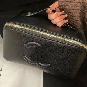 Designer Makeup Bags Womens Toiletries Large Capacity Portabl Luxury Storage Makeup Bag For Travel Cosmetic Bags Mens Make Up Bag With Dry And Wet Separation