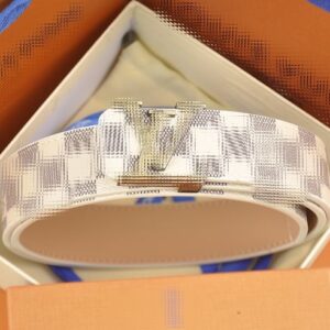 Designer belt Elegant 2025 Style Belts by Top Designers – Perfect Addition to Your Wardrobe