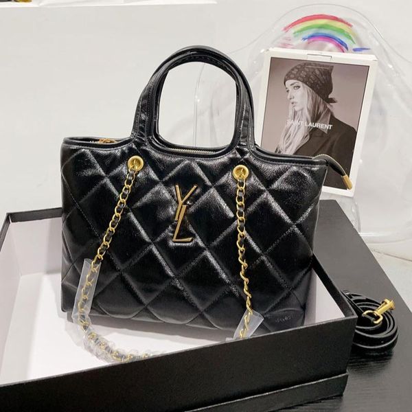 Ladies Shoulder Bag Tote Bags For Work Womens Designer Bags with Metallic decoration Fashion Luxury Bag Brands Traveling Office Weekend