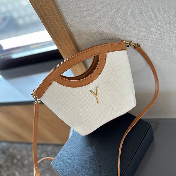 Designer Bag Woven Handbag Beach Bag Tote Bag Women's Classic Grass Shoulder Bag Medium Handbag Brand Bag Large Capacity Bag Chain bag Fortune Bag 20cm