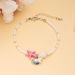 Ocean-Inspired Vacation Necklace: Stylish Starfish Shells for Her Collection