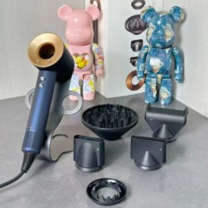 Hair Dryers Salon Anion Mute Designer Hair Dryer Powerful Multi-function Leaf Free High Speed Electric Care Hair Drier Safety Egative Ionic Profession Blow Travel