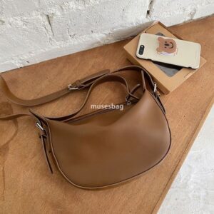 Soft leather material large capacity saddle bag single shoulder diagonal cross women's bag autumn and winter ins texture student casual soft shoulder bag