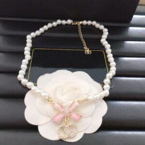 Luxury Pearl Necklace Earrings Set Designer Women Bow Pendant Gold Plated Crysal Choker Wedding Party Jewelry Gift